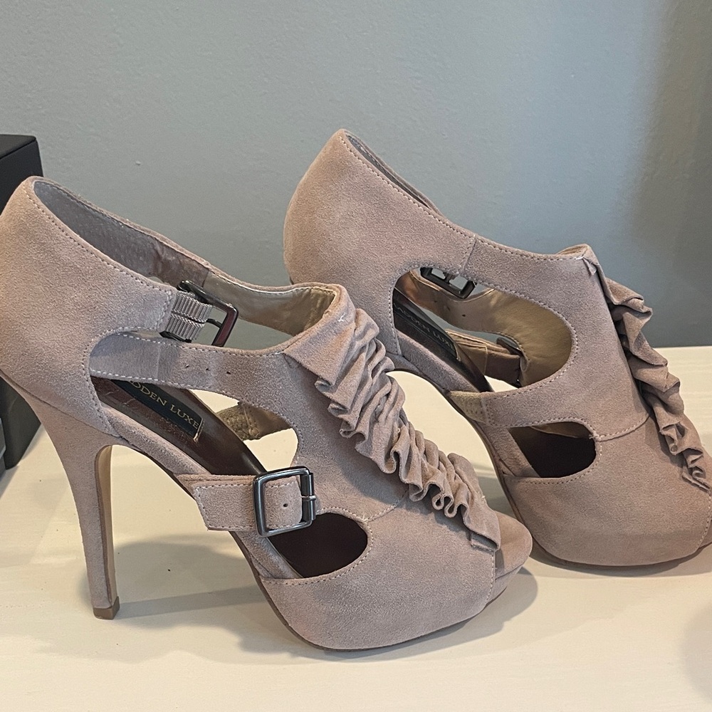 Steven By Steve Madden Ruched Peep-Toe Heels in Light Taupe - Picture 2 of 5